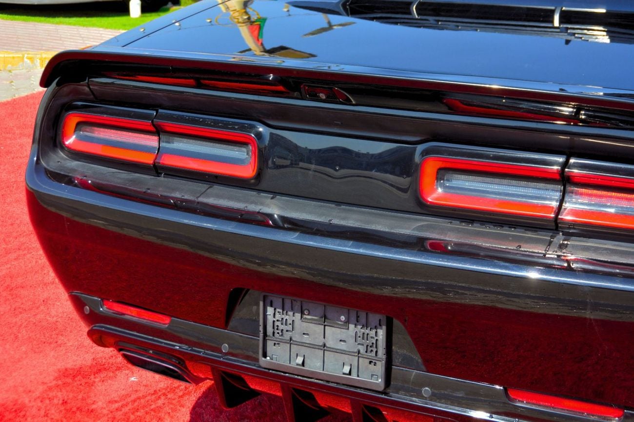 دودج تشالينجر Scat Pack 6.4L (470 HP)