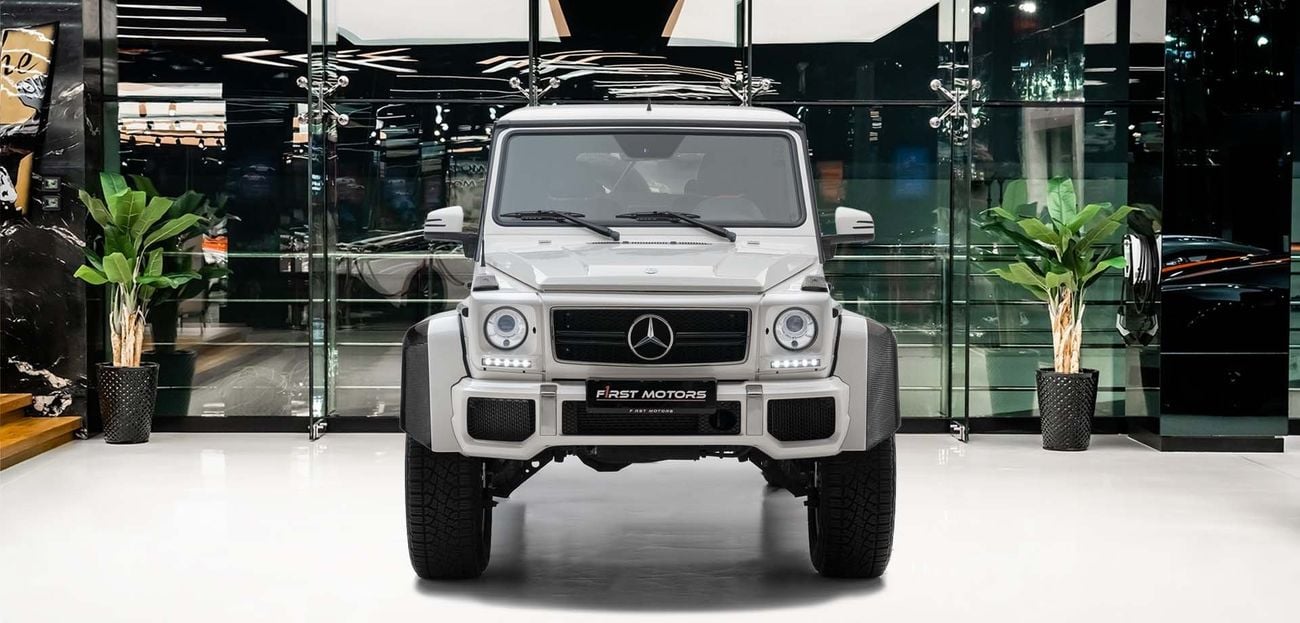 Mercedes Maybach G 650 6.0 L V-12 Biturbo Engine