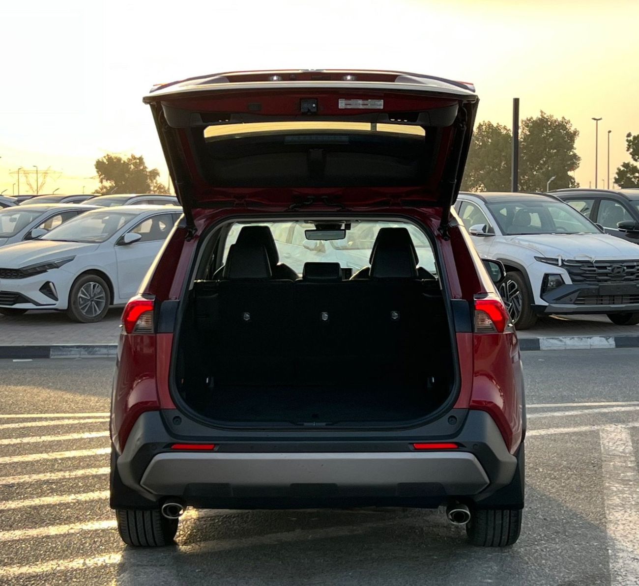 Toyota RAV4 2021 Hybrid Limited Full Option - 2.5L V4- 4x4 AWD - 360* 5 Cam - Radar & Sensors