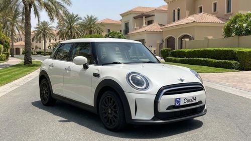 ميني كوبر STANDARD كارس24 هي سوق ضخم للسيارات المستعملة موثوق ومضمون ٪كارس24 هي سوق ضخم للسيارات المستعملة موثوق ومضمون
