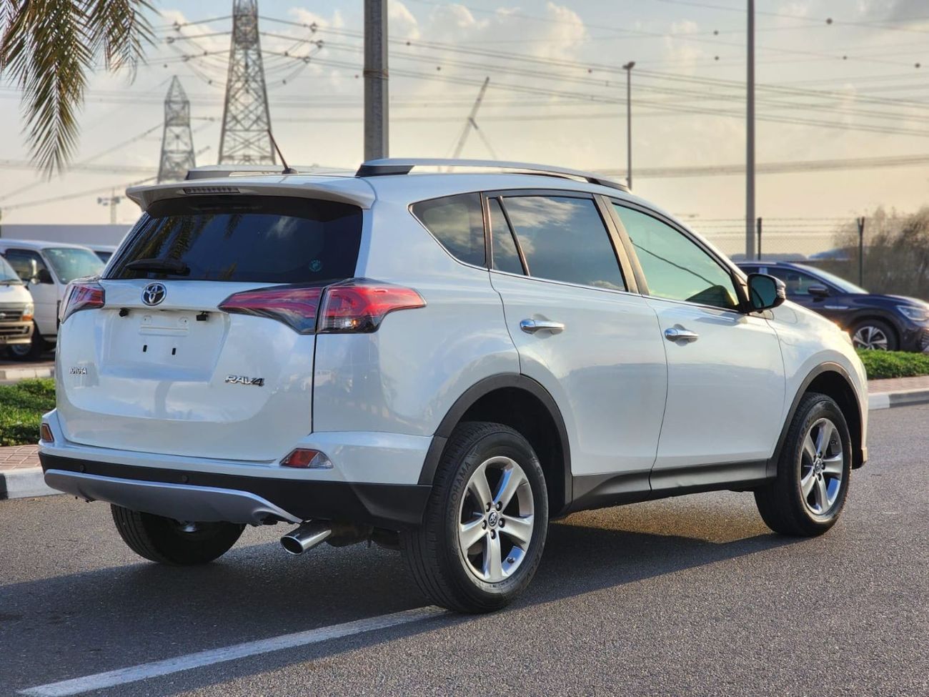 تويوتا راف ٤ TOYOTA RAV4 XLE LIMITED JAPAN