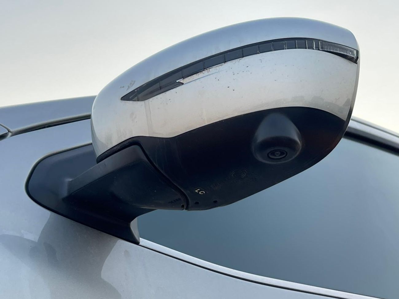 Nissan Navara G 2.5L 4WD M/T Nissan Navara Double Cab  2.5L Petrol 4WD 5 Seater MT