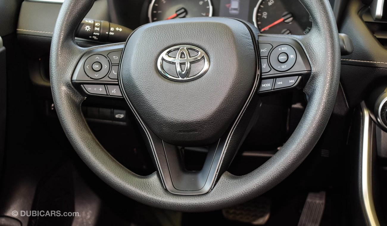 Toyota RAV4 XLE AWD