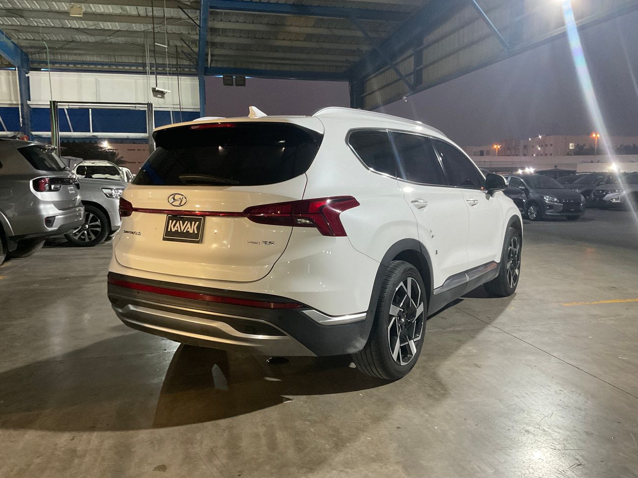 Hyundai Santa Fe Premium + | Guaranteed Warranty | 0 Down Payment