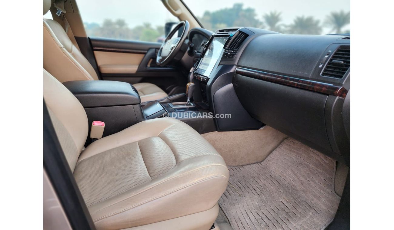 Toyota Land Cruiser GX.R V6