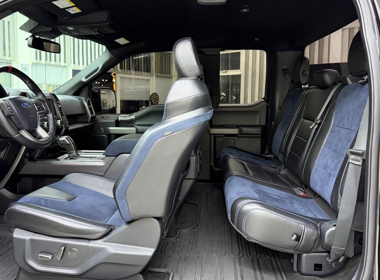 فورد إف-150 رابتور GCC .. FSH .. Warranty .. Original paint .. V6 .. Top Range