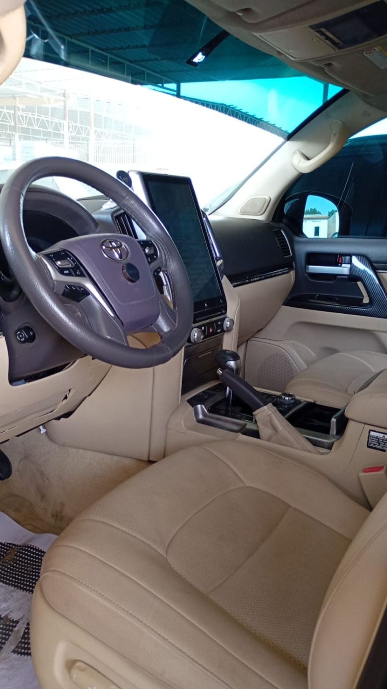 تويوتا لاند كروزر VXR+ 5.7L