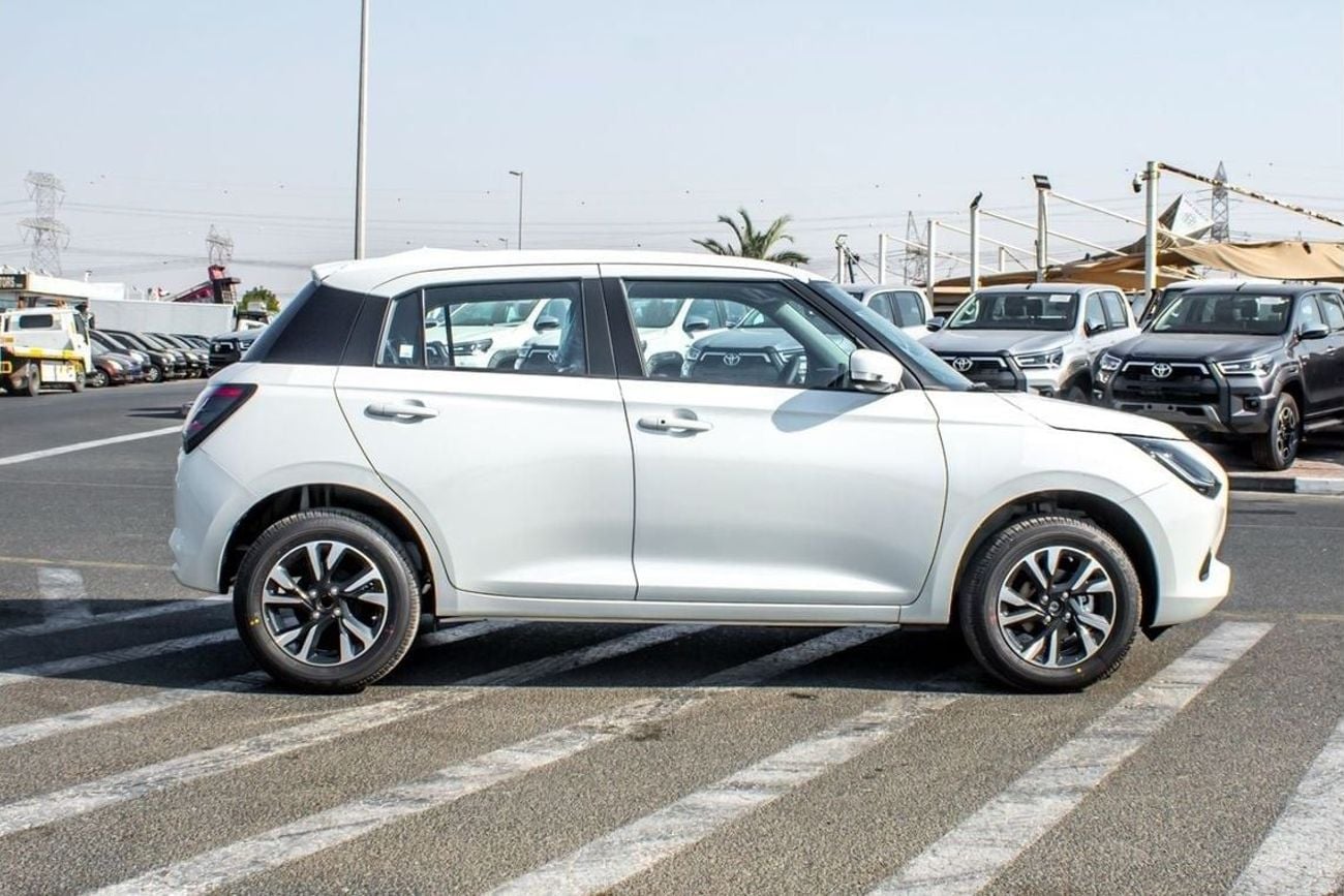 Suzuki Swift SUZUKI SWIFT HYBRID GCC GLX 2026
