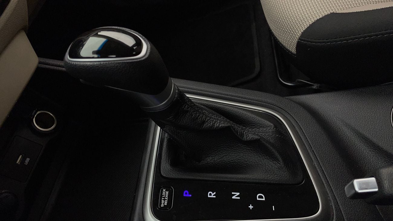 Hyundai Accent SMART 1.6 | Zero Down Payment | Home Test Drive