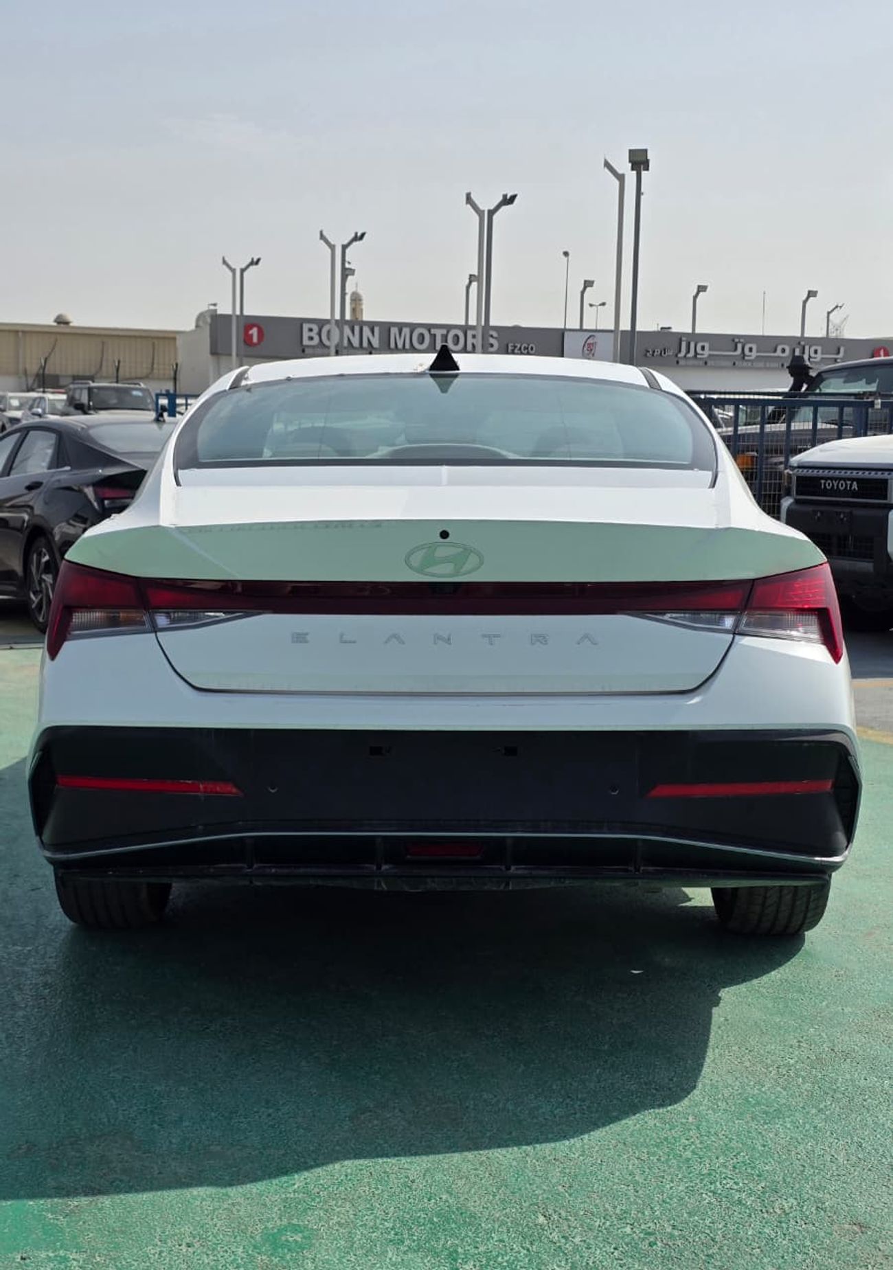 هيونداي إلانترا 2024 Hyundai Elantra 1600cc 2WD Comfort Automatic