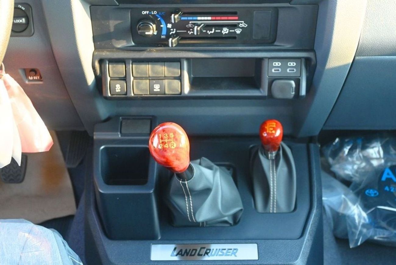 تويوتا لاند كروزر 70 TOYOTA  LC76 HARDTOP 5 DOOR 4.0L PETROL 2024