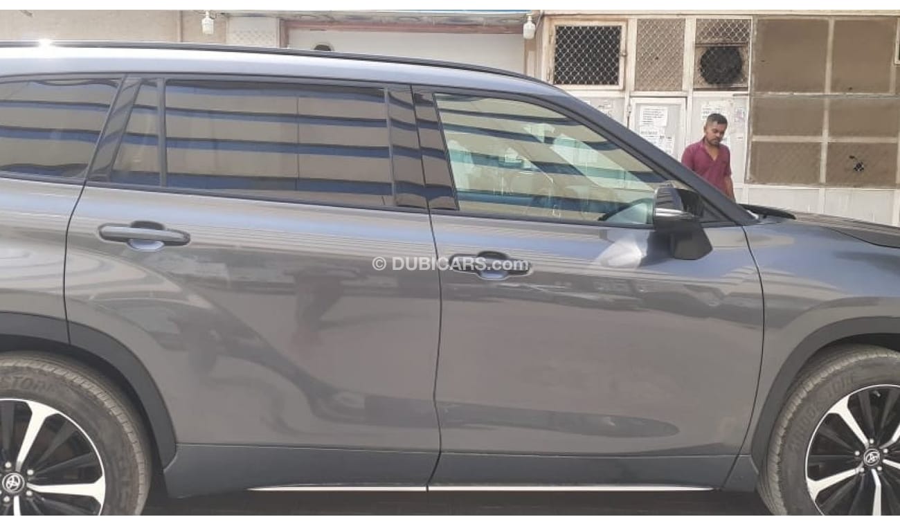 Toyota Highlander 2021 Toyota Highlander XSE 4WD 3.5L V6 7-Seater /