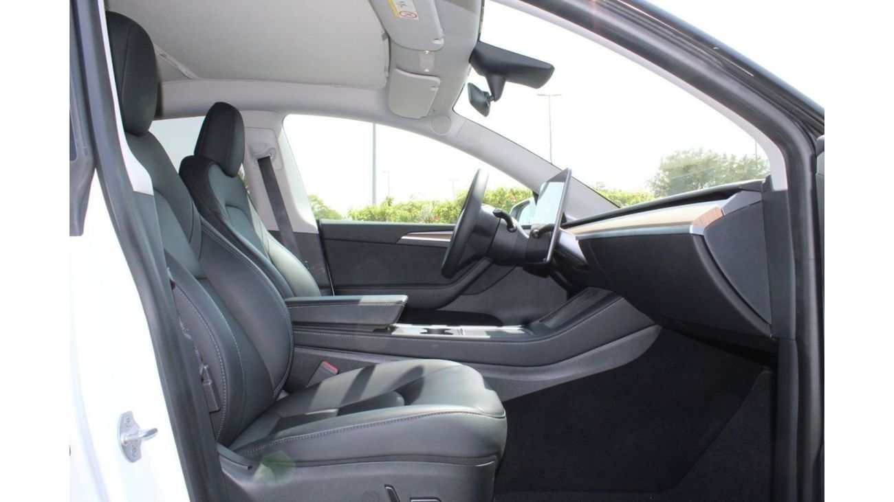 تسلا موديل Y TESLA MODEL Y LONG RANGE DUAL MOTOR 4WD 2022 GCC LOW MILEAGE SINGLE OWNER WITH 8 YEARS AGENCY WARRAN