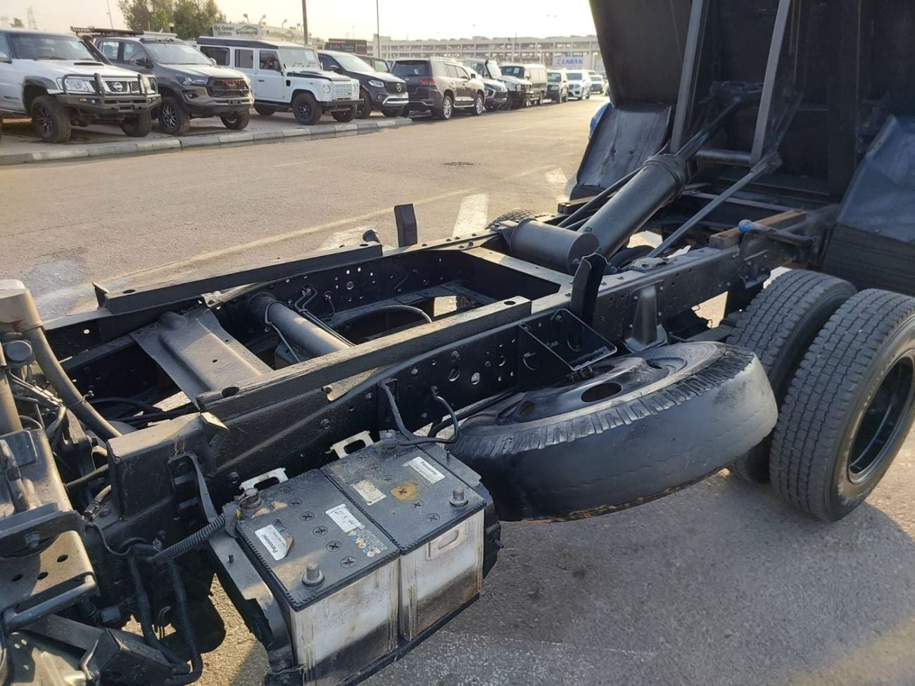 Mitsubishi Fuso Canter (RAMADAN OFFER) MITSUBISHI CANTER TRUCK RHD 1988 MODEL 8.4 L DIESEL MANUAL(PM427337)