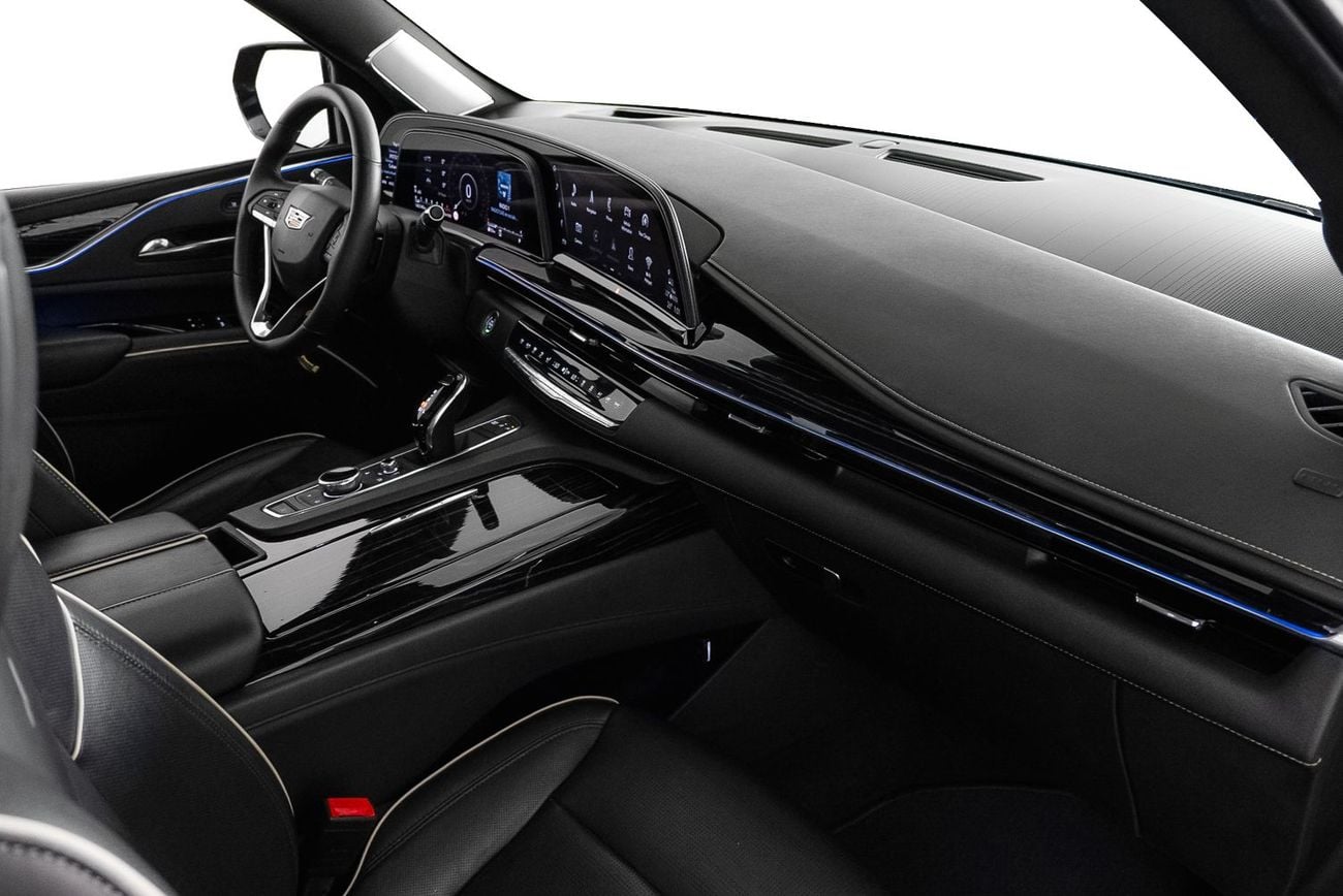 كاديلاك إسكالاد Sport 6.2L 4WD