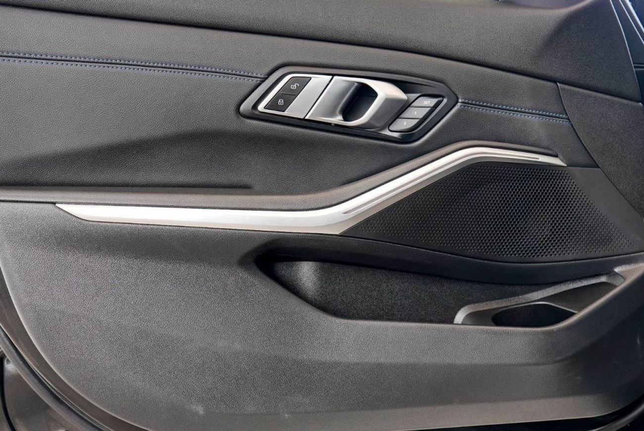 بي أم دبليو 320 M سبورت