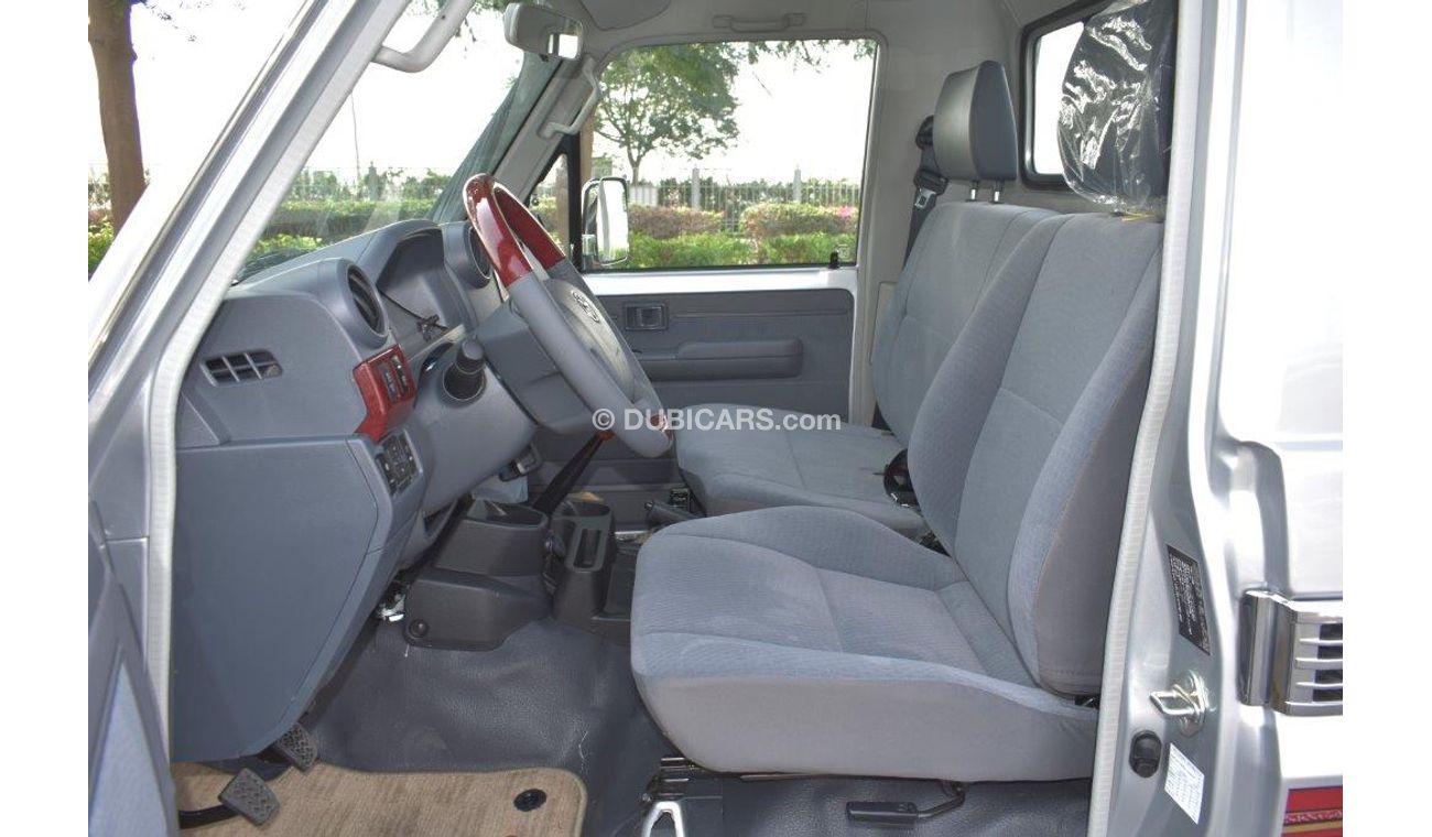 Toyota Land Cruiser Pick Up 79 PICKUP LX LIMITED V8 4.5L TURBO DIESEL 4WD MANUAL TRANSMISSION