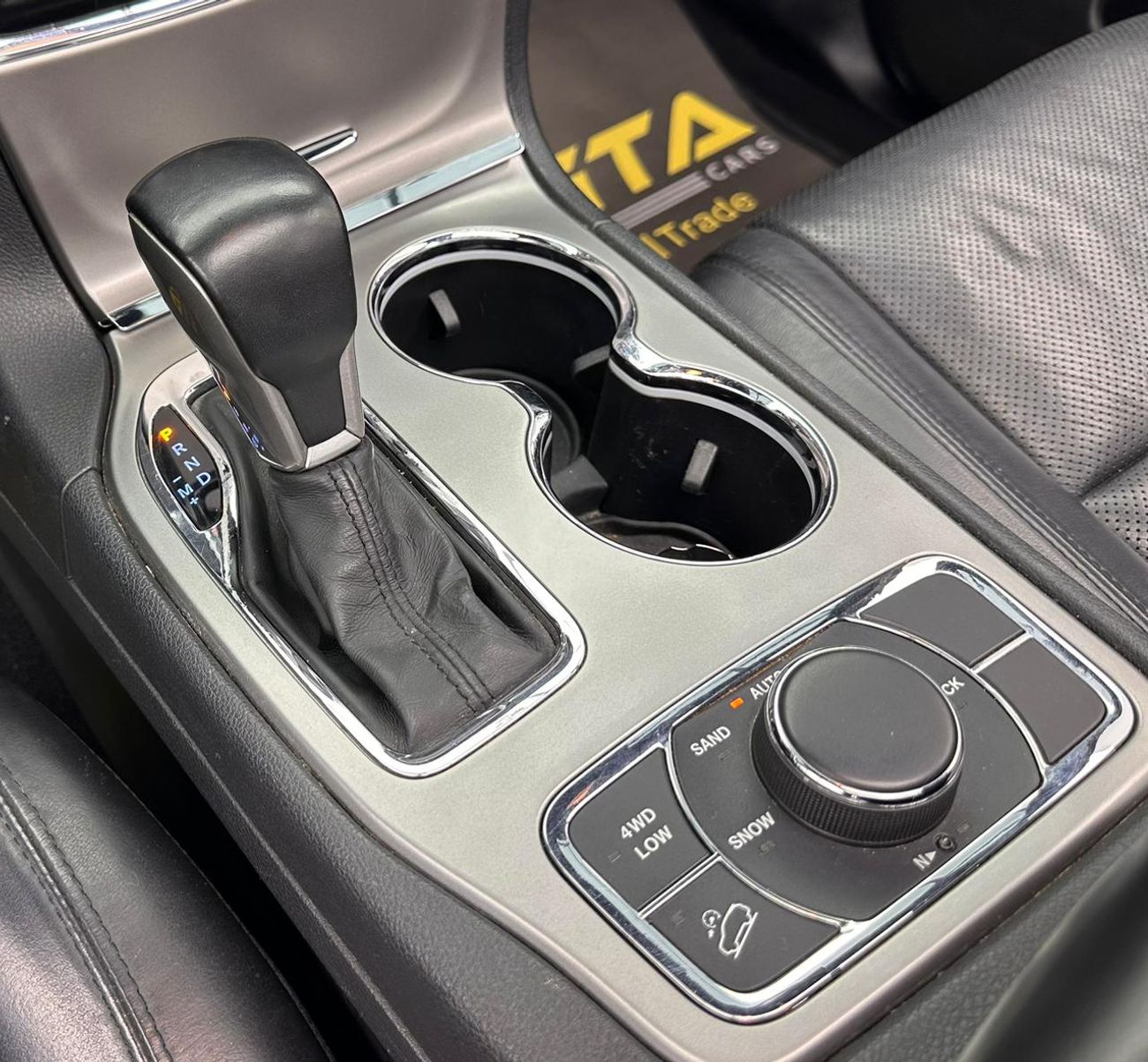 Jeep Grand Cherokee Limited 3.6L 2020 Jeep Grand Cherokee Limited, 1 Year Warranty Unlimited Km, Service History, GCC