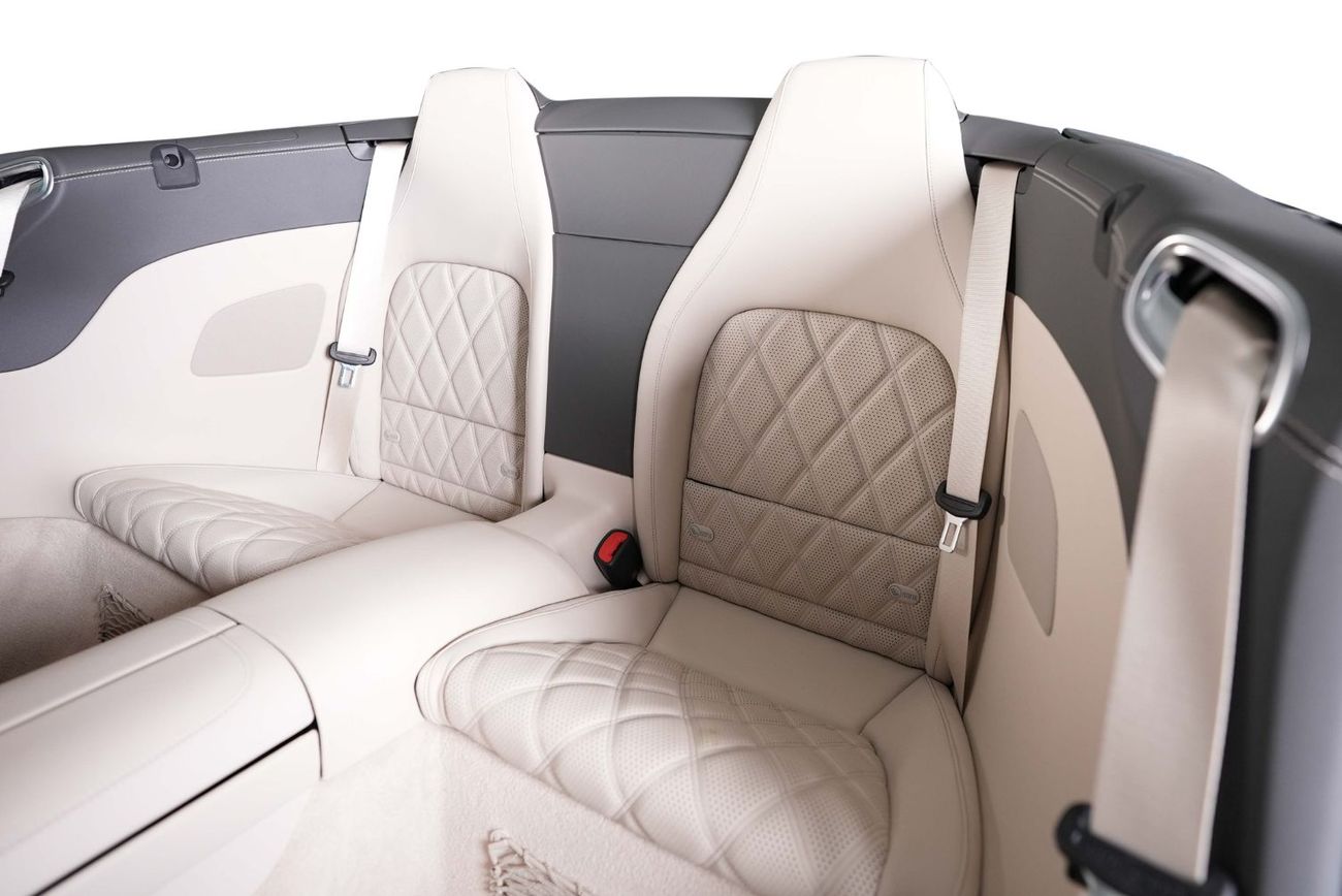 Mercedes-Benz SL 55 AMG Roadster 4Matic+ Full Option - Carbon Fibre Package - Night Package - GCC Specifications