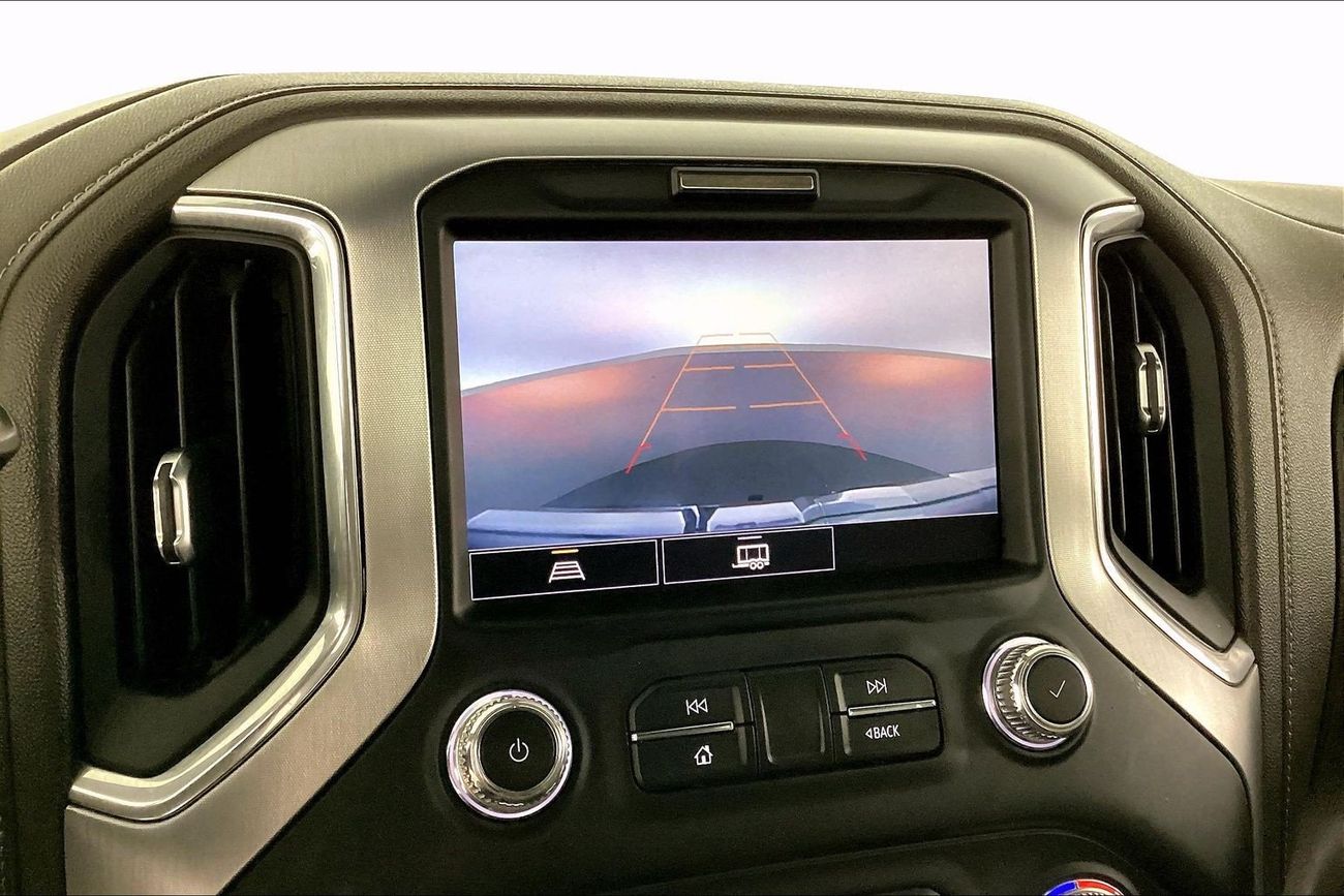 جي أم سي سييرا SLE | National Day Celebration | شامل الضمان | 0 ﺪﻔﻋﺓ ﺃﻮﻟﻯ