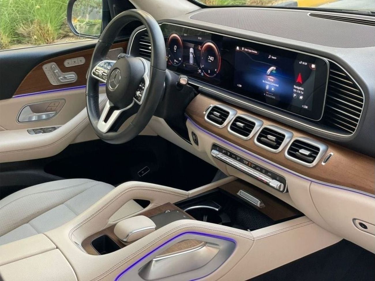 مرسيدس بنز GLE 350 2021 Mercedes Benz GLE Class 350 - 2.0L V4 Turbo - 360* CAM - Full Option 7 Seater - 26,700 Mileage