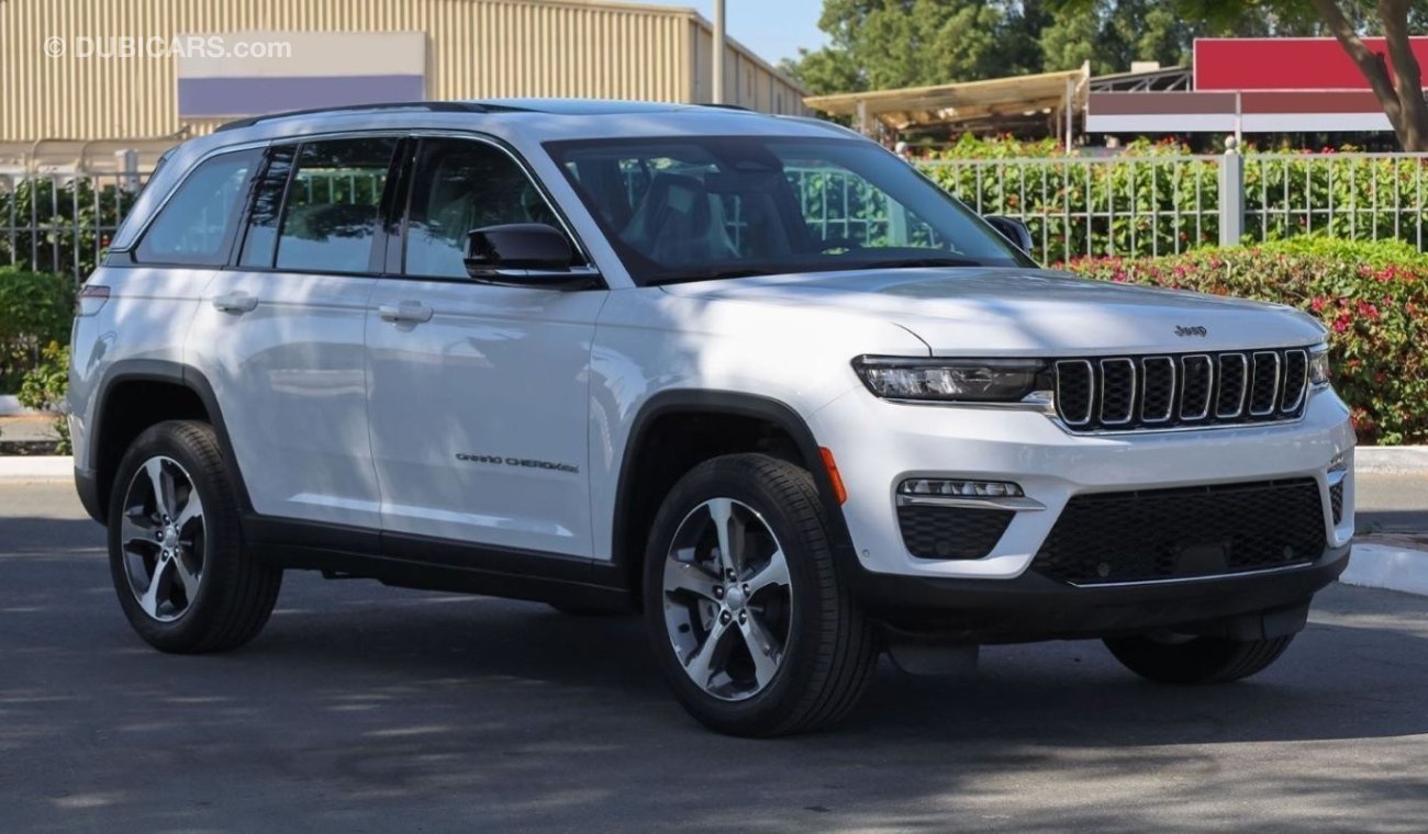 Jeep Grand Cherokee Limited Plus Luxury V6 3.6L 4X4 , 2023 GCC , 0Km , With 3 Years or 60K Km Warranty @Official Dealer