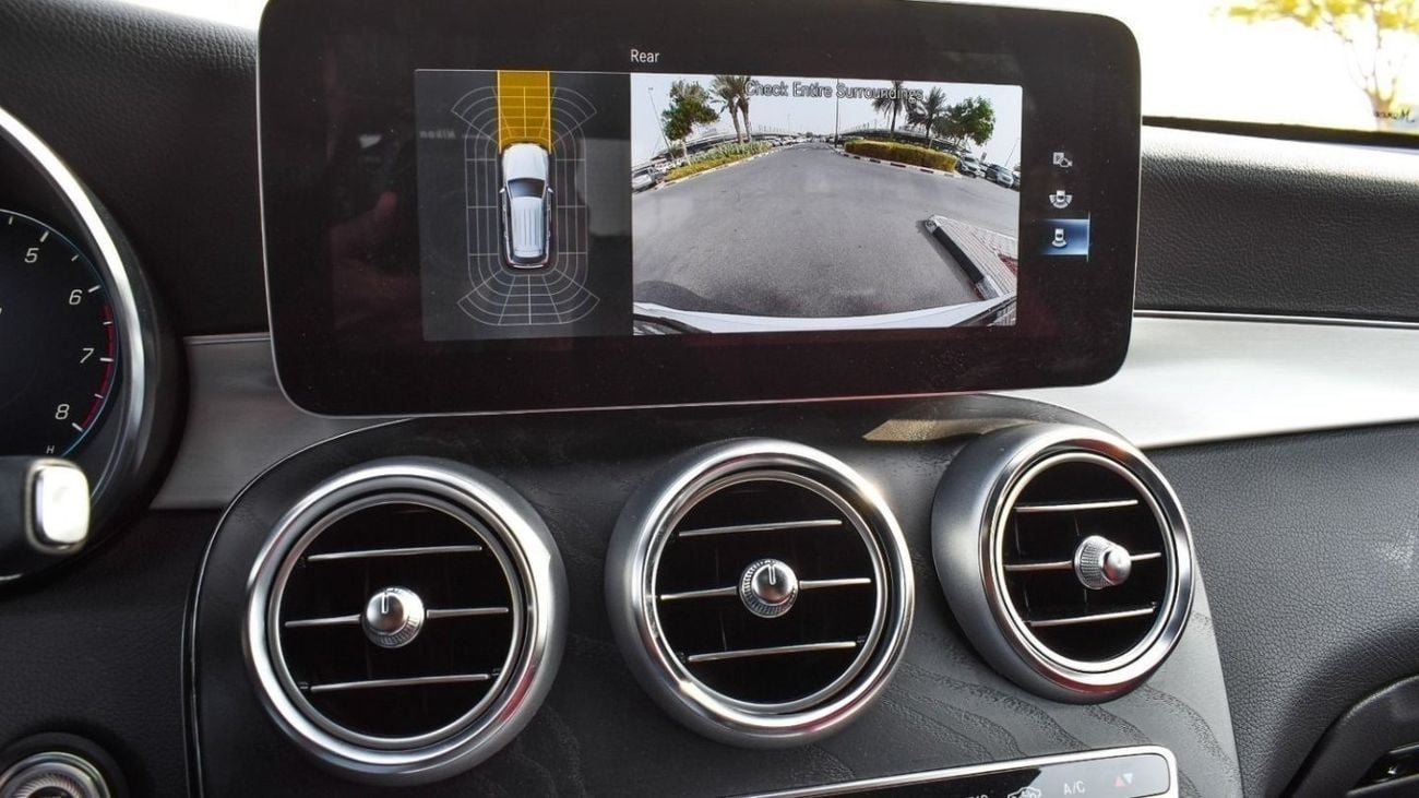 مرسيدس بنز GLC 300 4MATIC