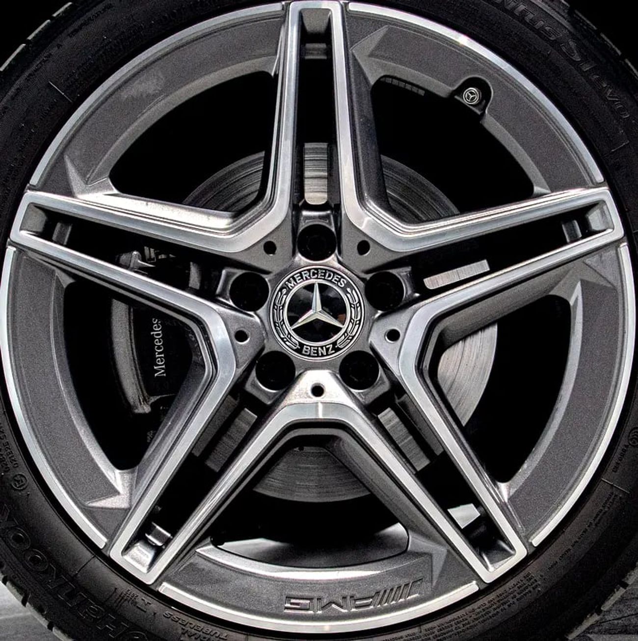 مرسيدس بنز A 200 AMG