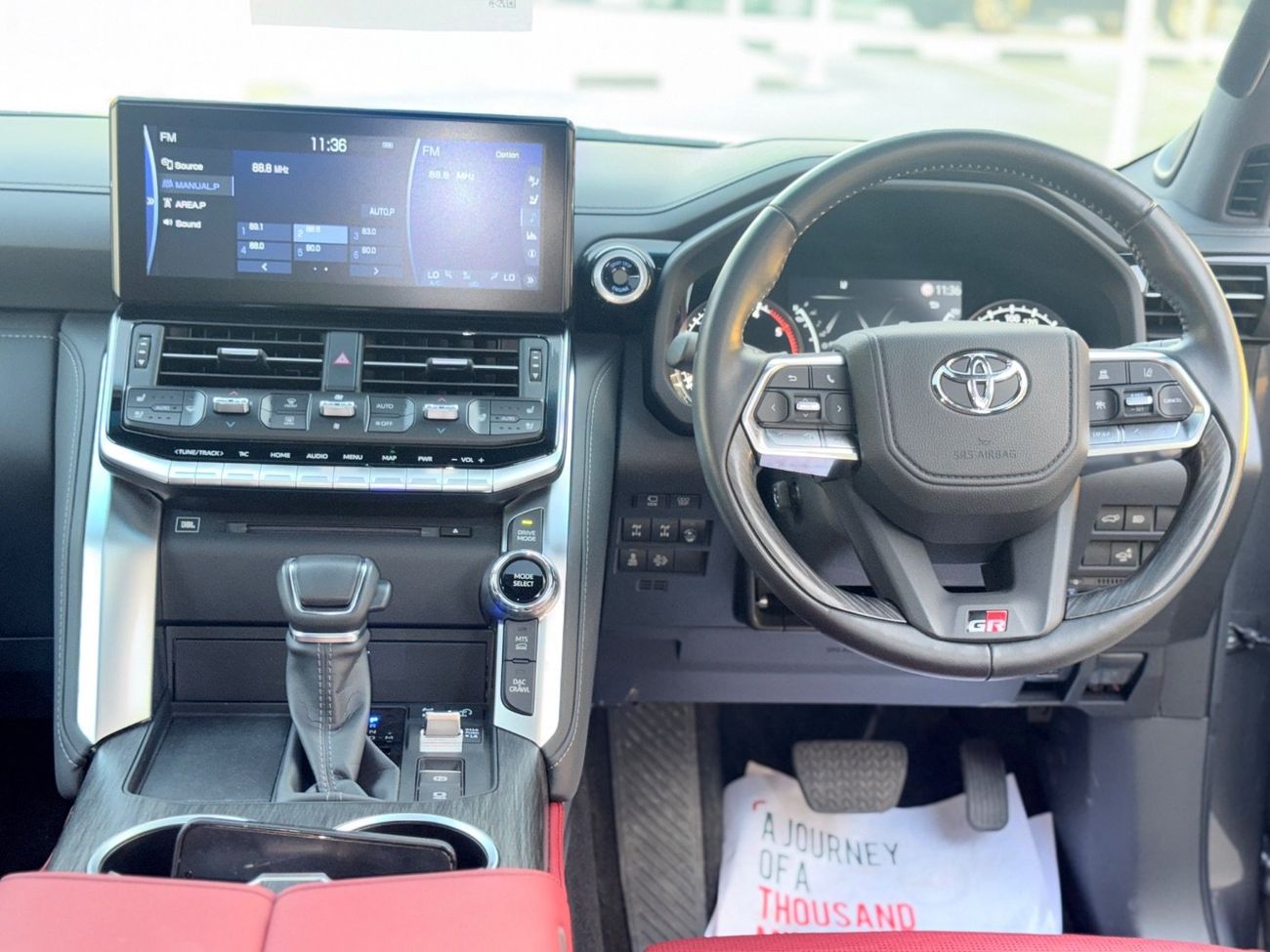 تويوتا لاند كروزر Lc300 Toyota Landcruiser 2023 RHD diesel engine