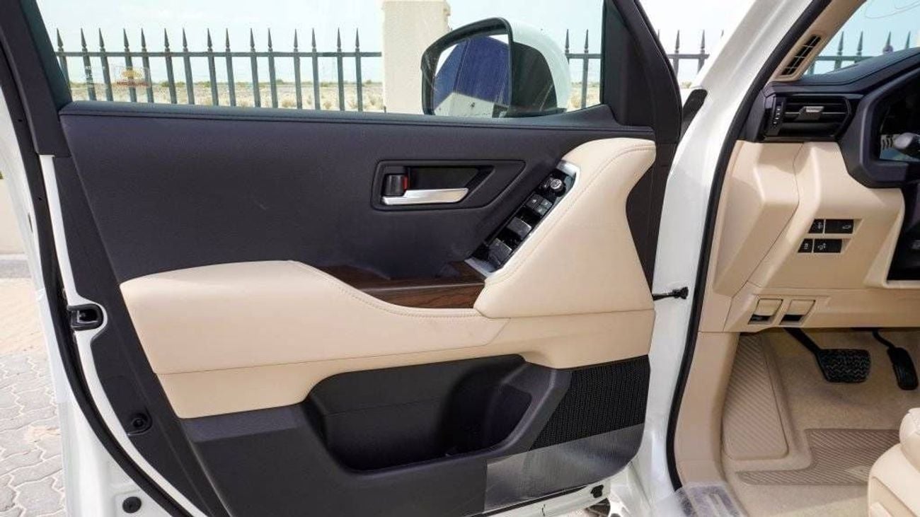 Toyota Land Cruiser 2025 Toyota Land Cruiser GXR 3.5L Twin Turbo AT Petrol