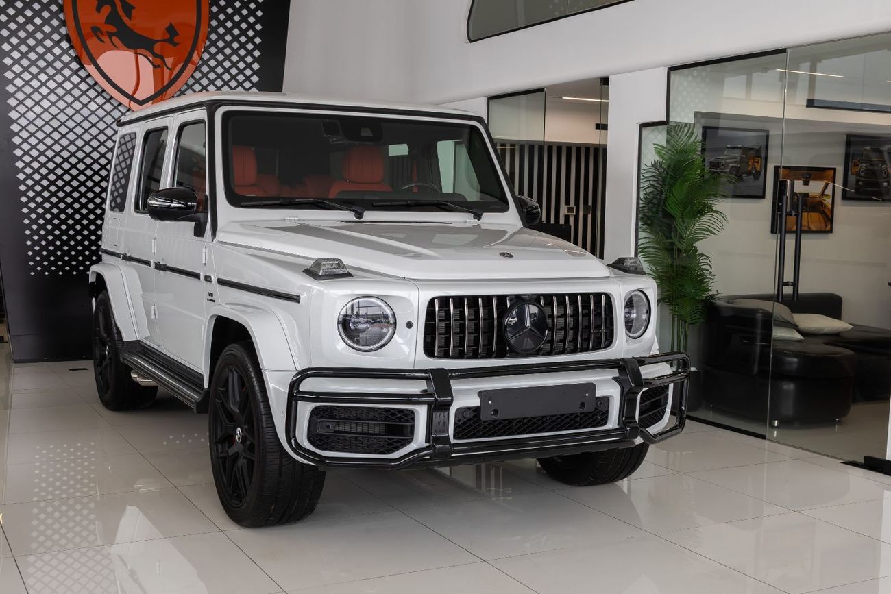 مرسيدس بنز G 63 AMG Mercedes G63-Carbon Fiber-Fully Loaded-Rear Entertainment Screens 2024-2 Years Gargash Auto Warranty