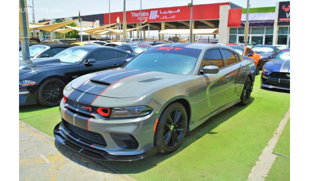 دودج تشارجر *SCAT PACK* Charger V8 6.4L 2018/ Leather Interior/SRT Kit/ Very Good Condition