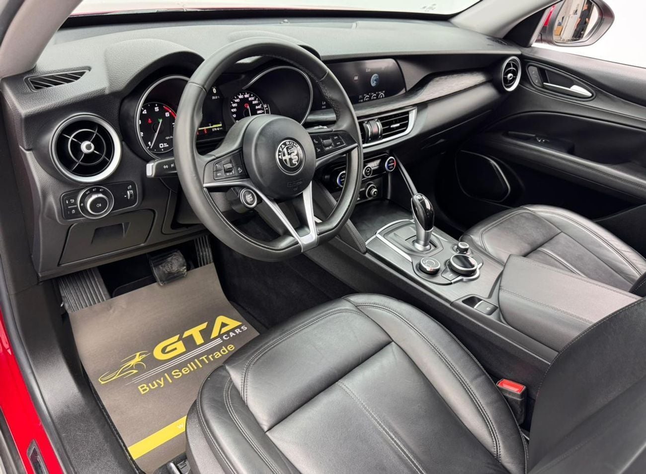 Alfa Romeo Stelvio Super 2.0L 2018 Alfa Romeo Stelvio Q4 Super, Service History, GCC