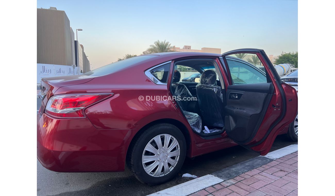 Nissan Altima American