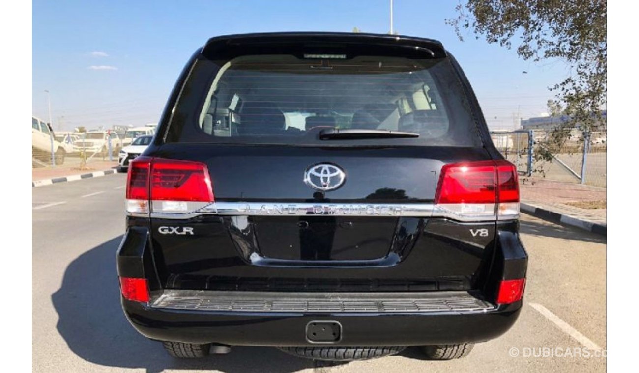 Toyota Land Cruiser Diesel 4.5L AT 2019 Model GXR ( EXPORT ONLY )