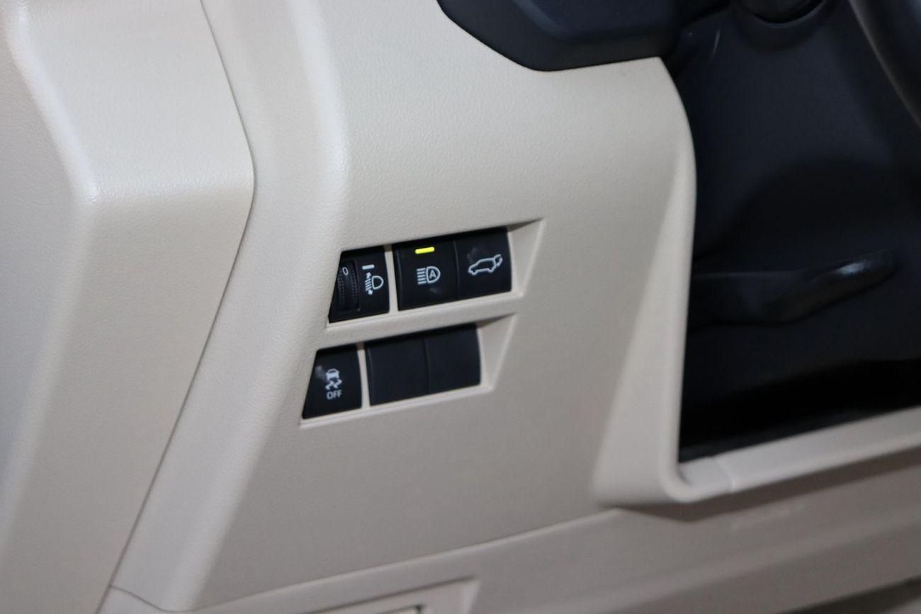 Toyota Land Cruiser GXR 4.0L