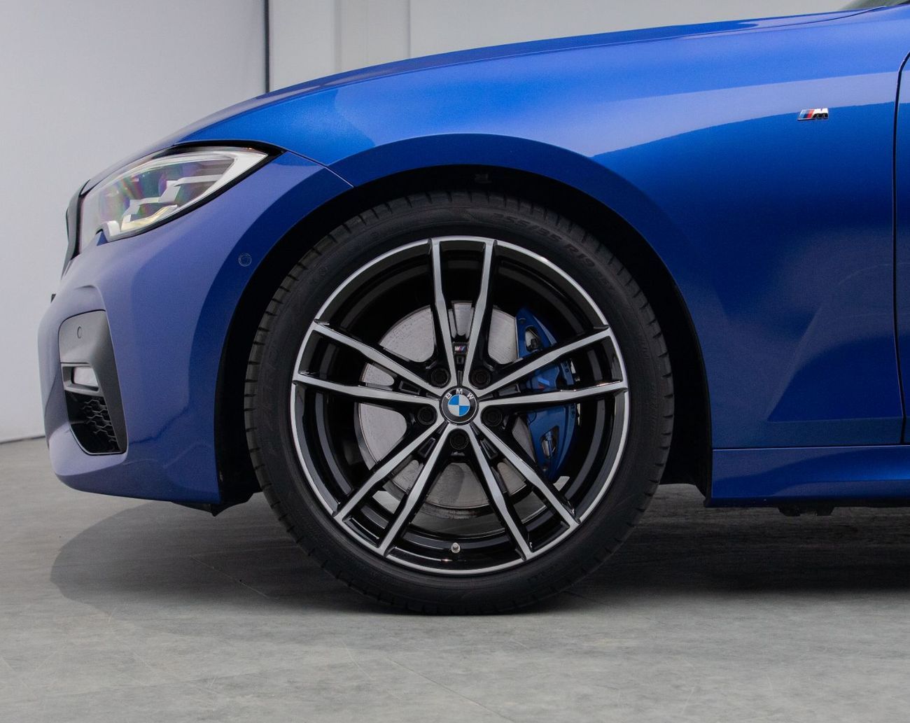 بي أم دبليو 330i M Sport 2.0L (255 HP)