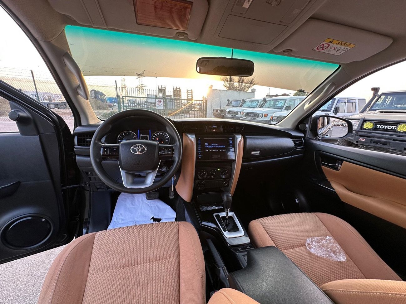 Toyota Fortuner EXR 2.7L (164 HP)