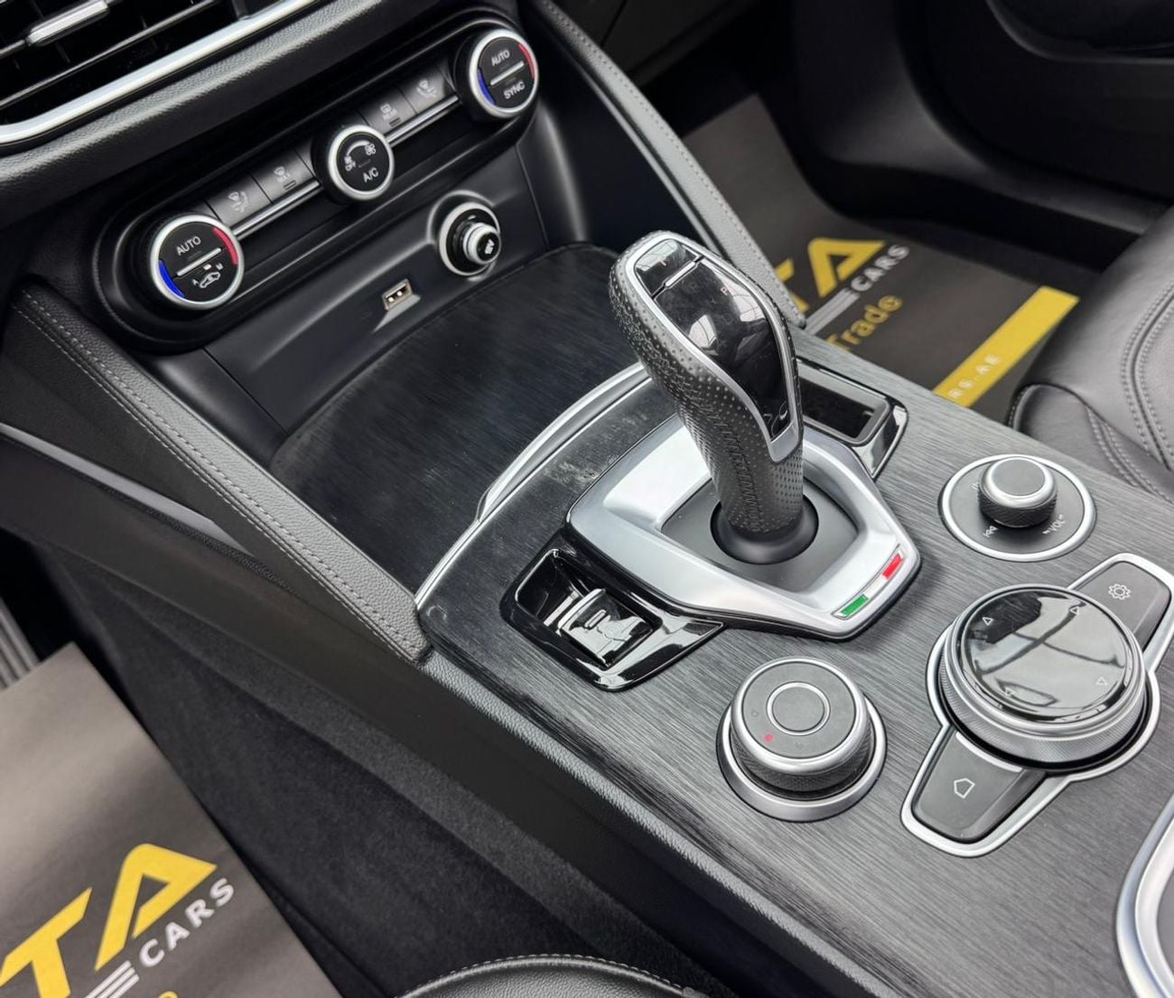 ألفا روميو ستيلفيو Super 2.0L