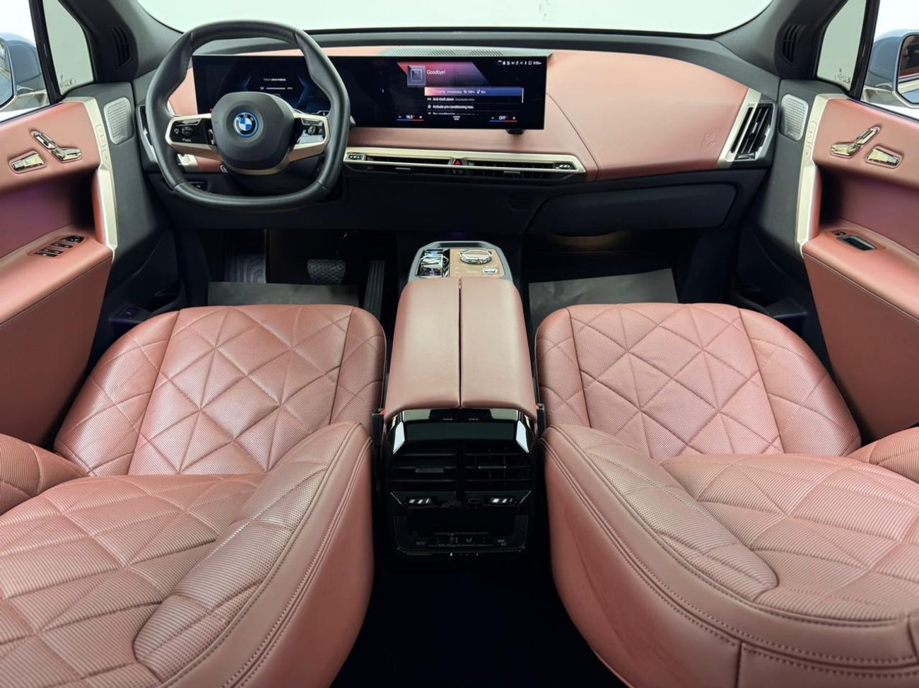 BMW iX 2023 BMW iX xDrive40, 2028 BMW Warranty, 2029 WMW Service Pack, 2031 BMW Battery Warranty, GCC