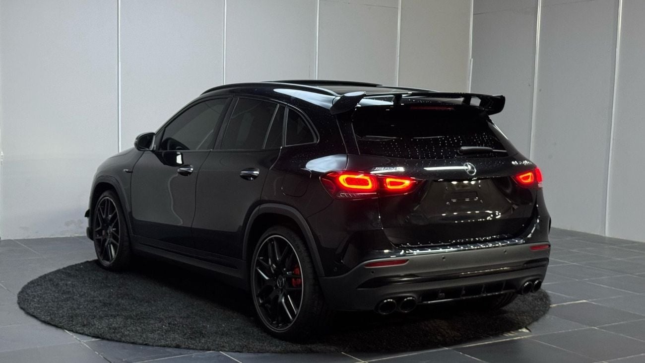 Mercedes-Benz GLA 45 S AMG
