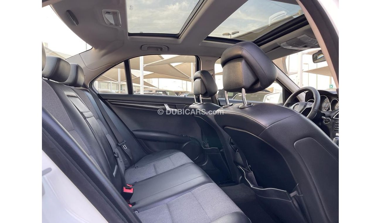 Mercedes-Benz C 200 Std Mercedes C200_Gcc_2013_Excellent_Condition _Full option