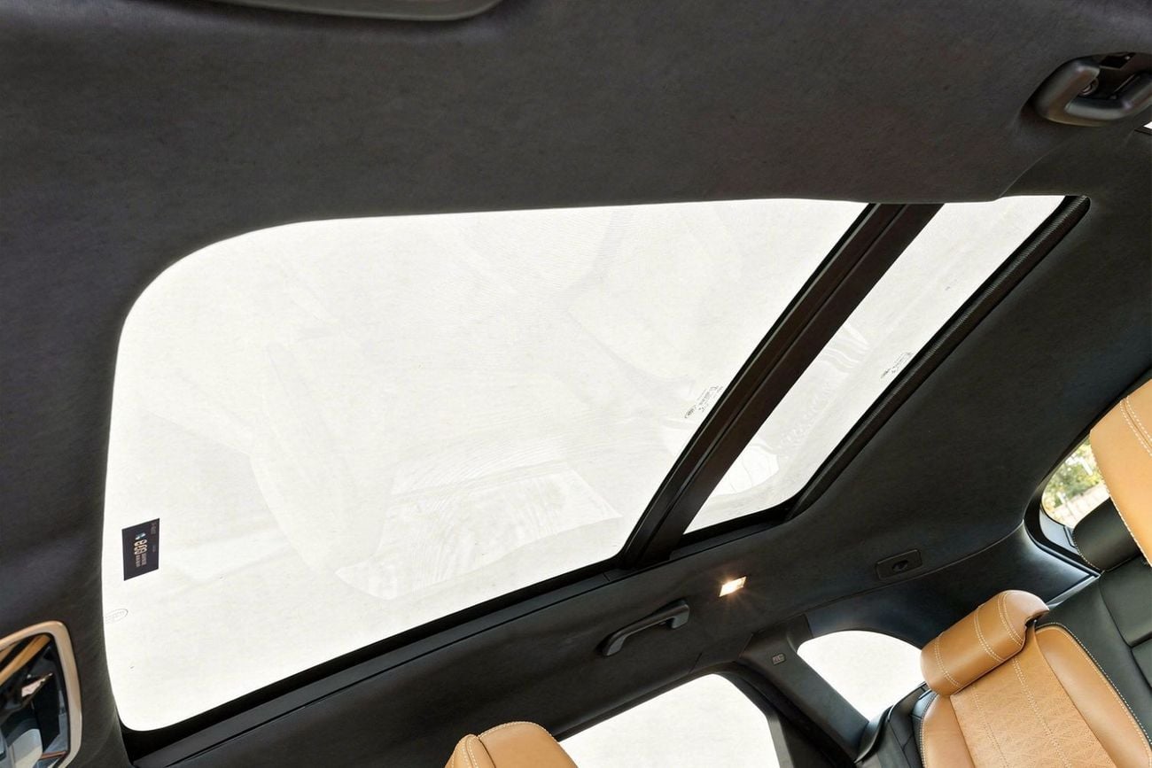 Land Rover Range Rover Velar P300 R-Dynamic HSE 2.0L AED 2,115/ Monthly l Range Rover Velar 2.0L R-Dynamic HSE l GCC l 0% Down Pa