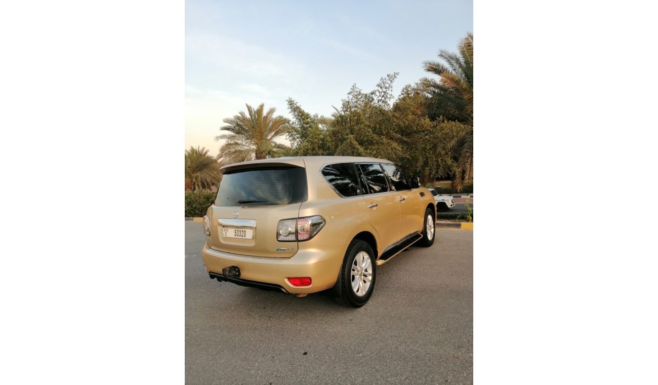 نيسان باترول Nissan Patrol 2010 The big engine is in very good condition