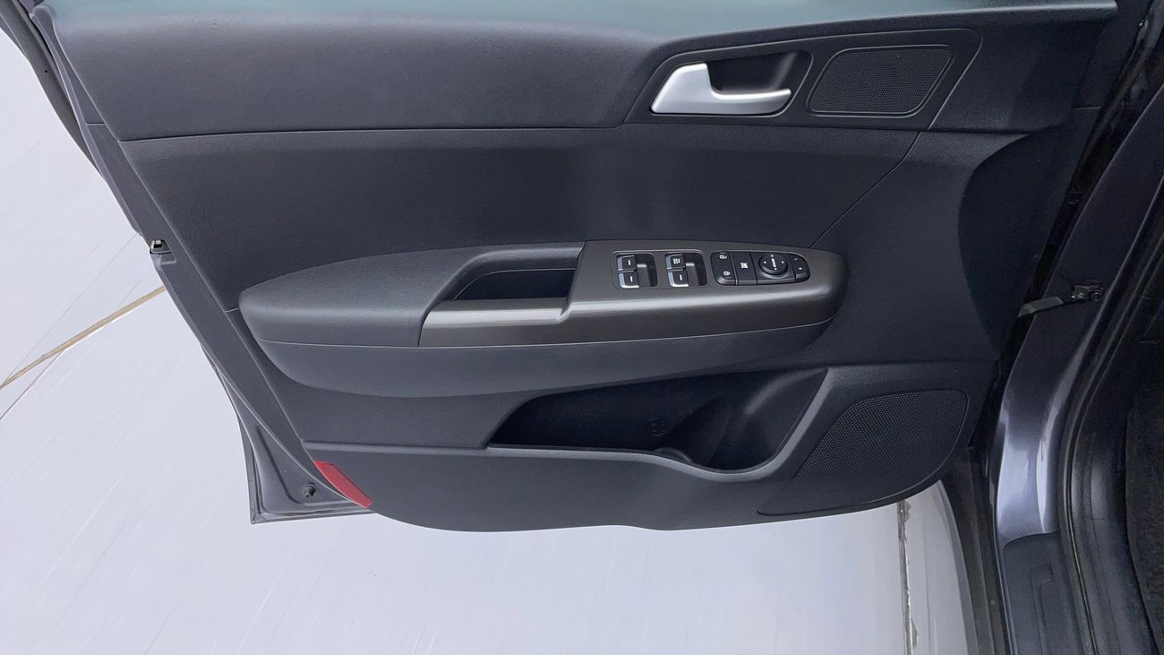 Kia Sportage LX 1.6 | Under Warranty | Inspected on 150+ parameters