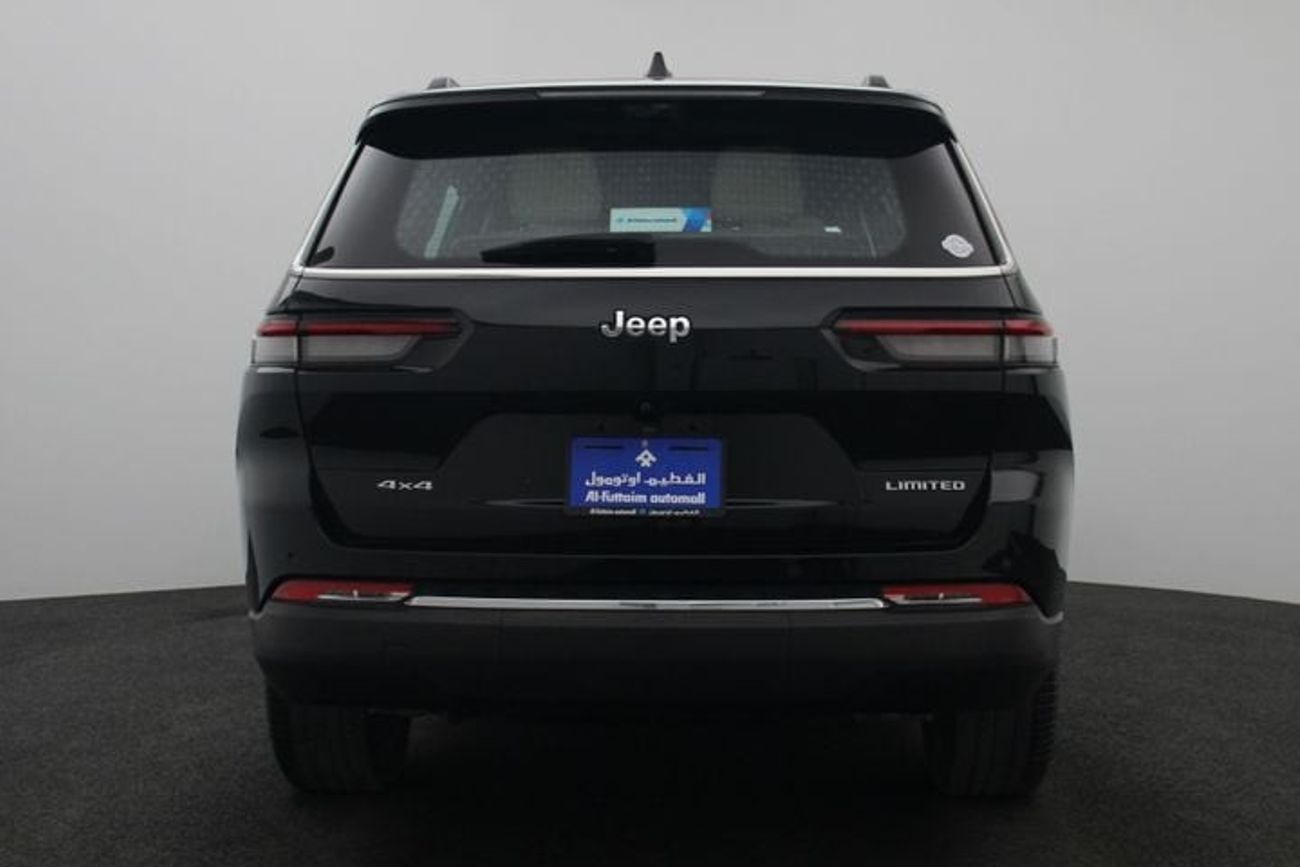 Used Jeep Grand Cherokee Limited+ 3.6 2023 for sale in Dubai - 833403