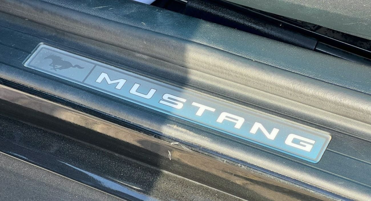 Ford Mustang EcoBoost 2.3L Coupe A/T