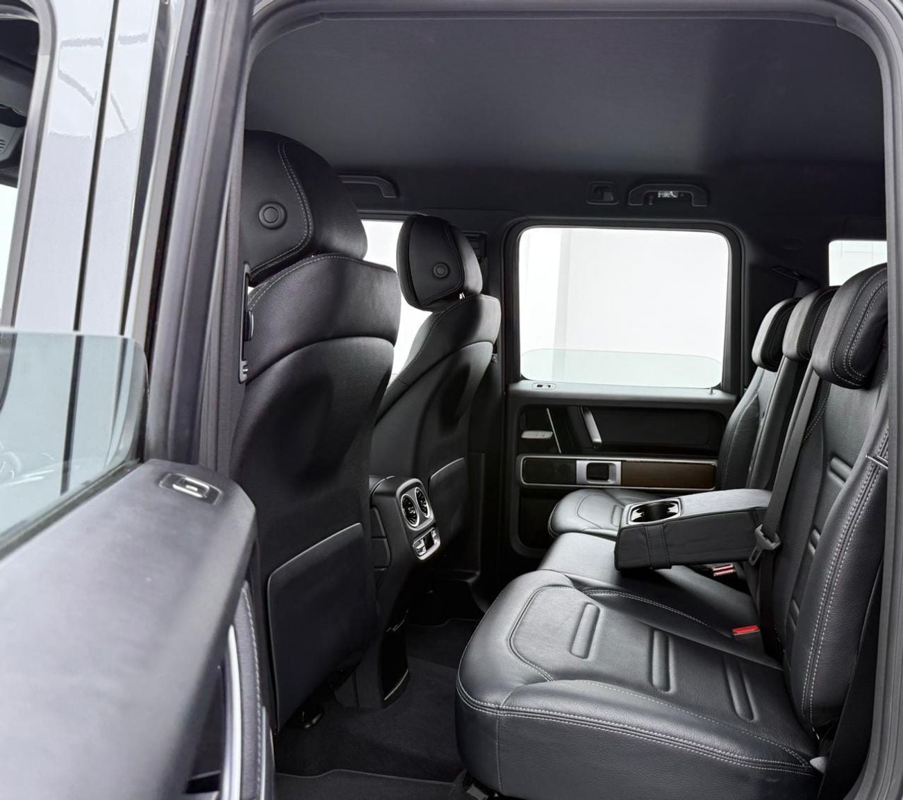 مرسيدس بنز G 500 2022 Mercedes Benz G500, 2027 Mercedes Warranty + Service Pack, Full Mercedes Service History, GCC