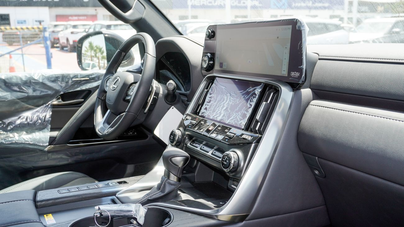 Lexus LX 600 3.5 L V6