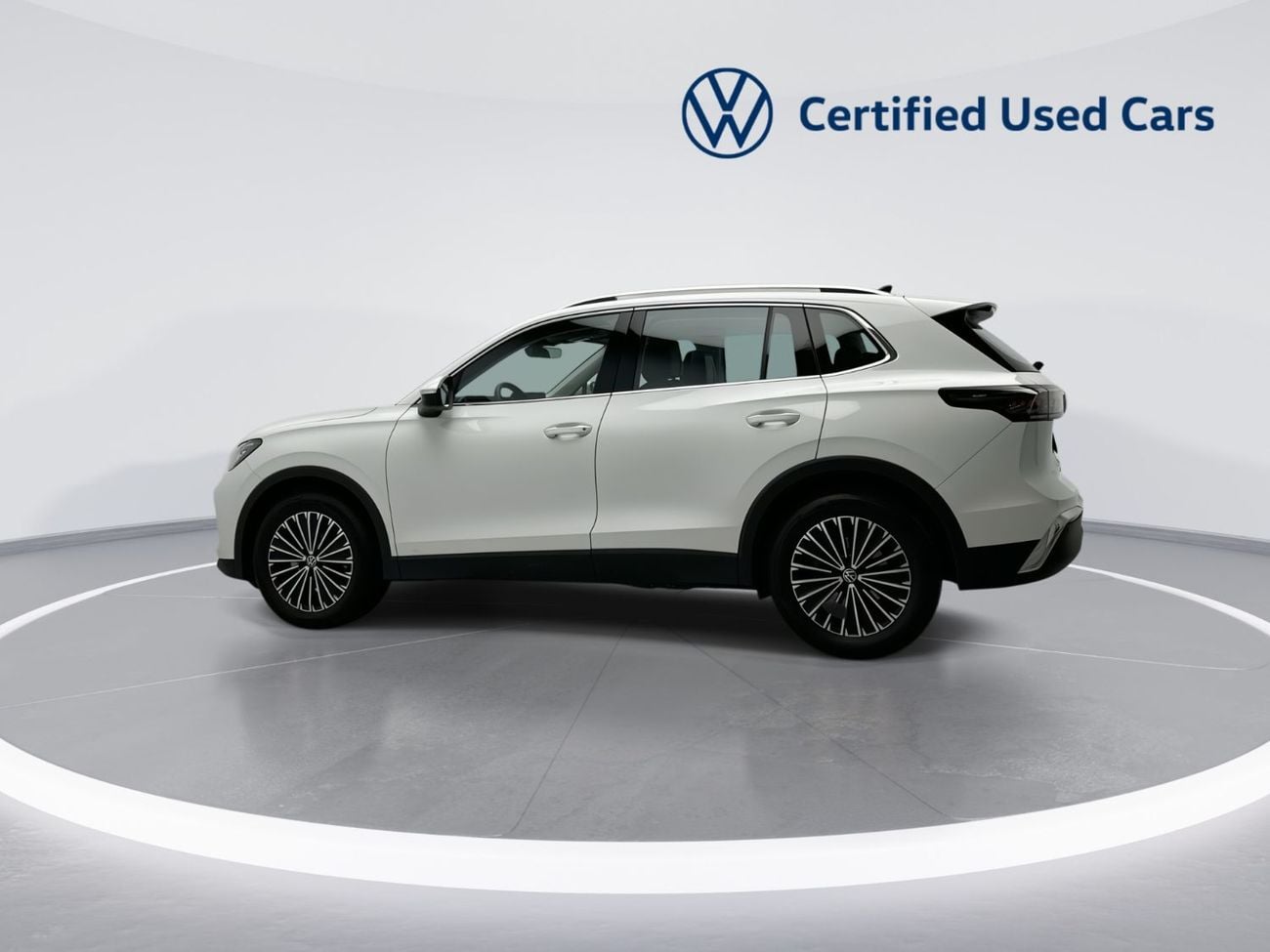 فولكس واجن تيجوان 1.4L | Panoramic Sunroof with Leather Seats  | VW Certified | GCC Specs